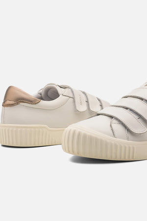 Tênis Couro Creme Velcro Basics