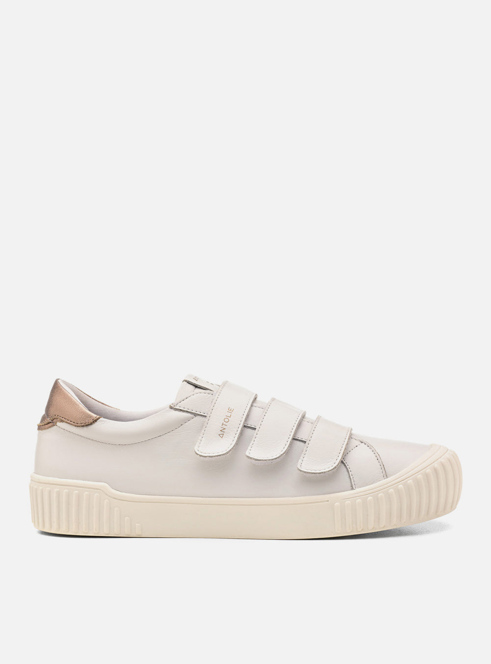 Tênis Couro Creme Velcro Basics