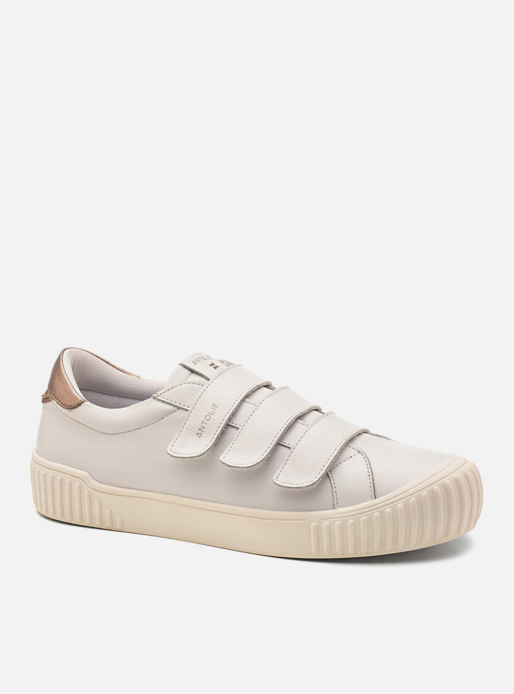 Tênis Couro Creme Velcro Basics