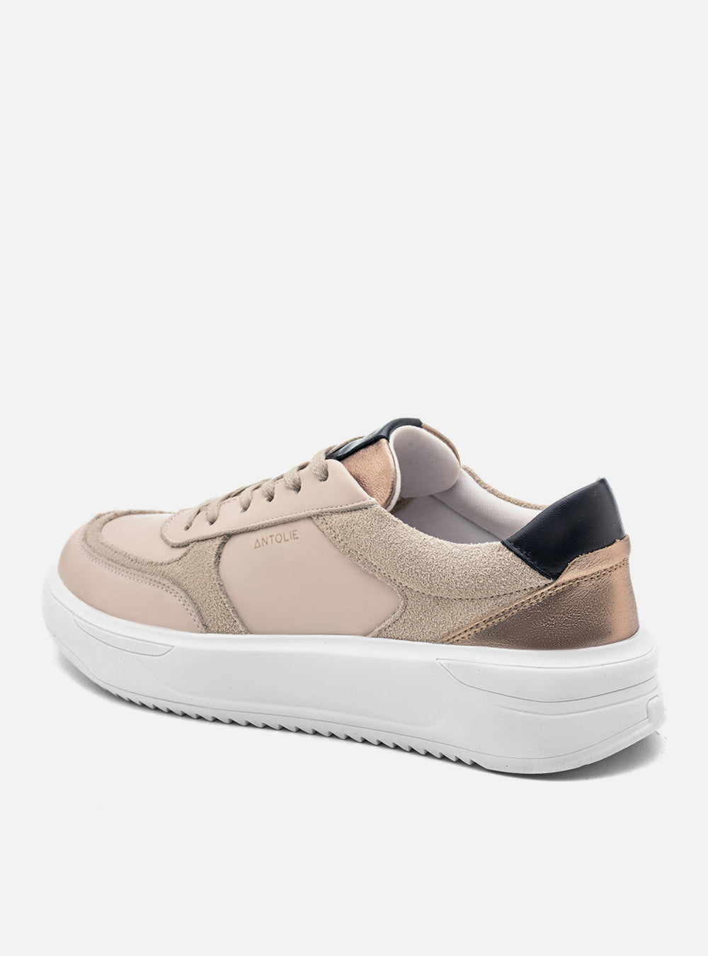Tênis Couro Nude Detalhe Preto Sport