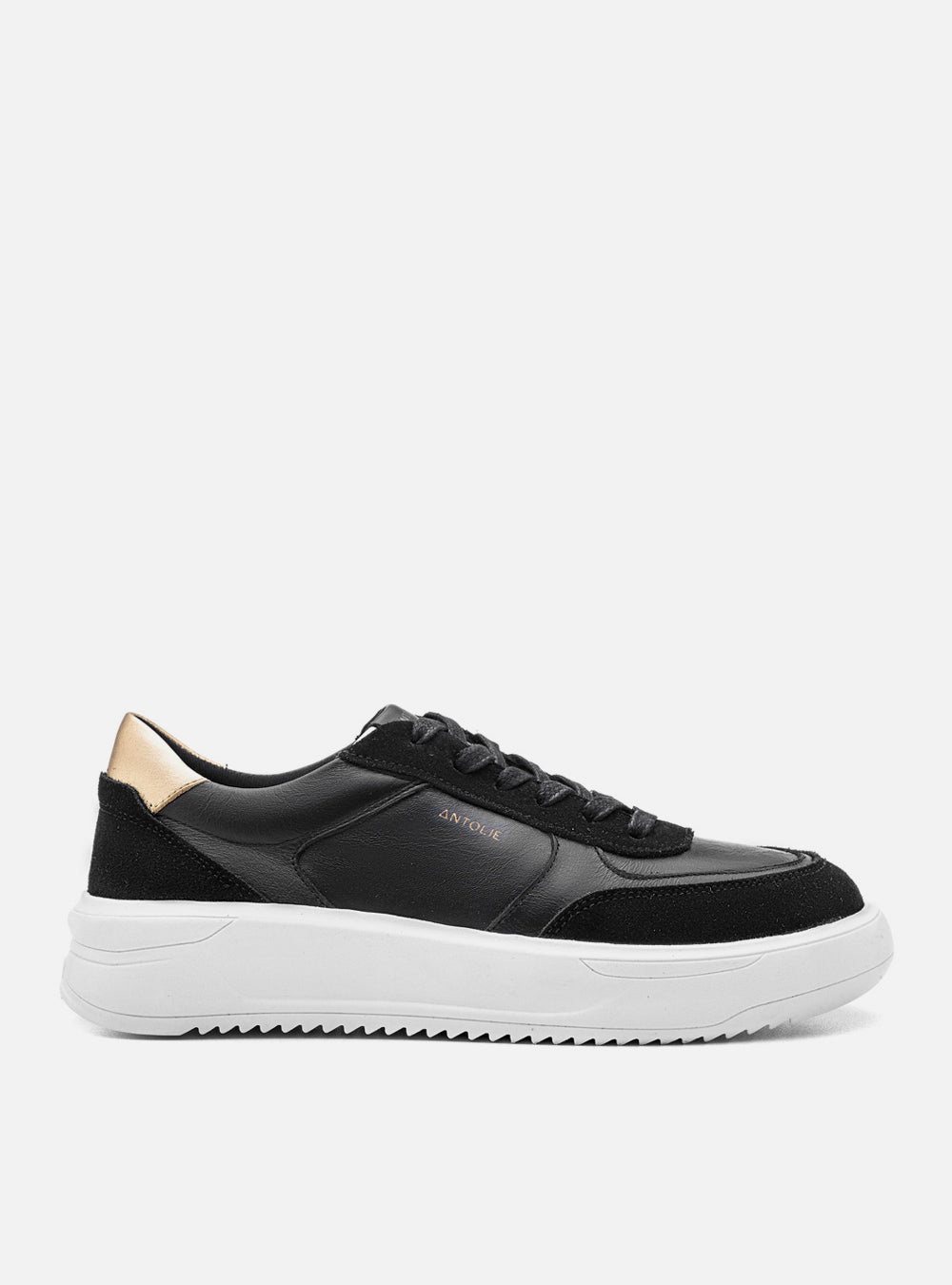 Tênis Couro Preto Detalhe Camurça Sport