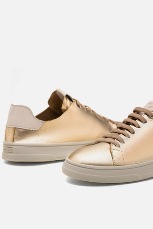 Tênis em Couro Dourado Elástico Basics