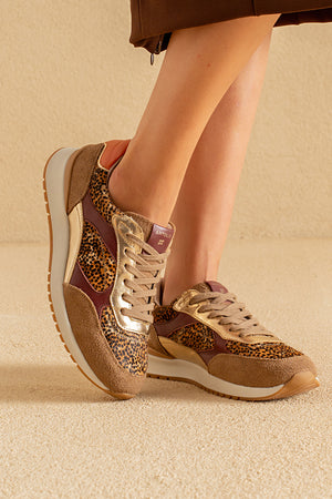 Tênis em Couro Mix Animal Print Sport