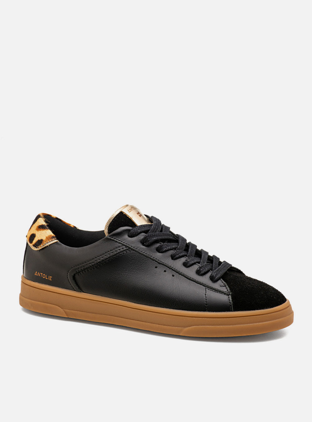Tênis em Couro Preto Casual