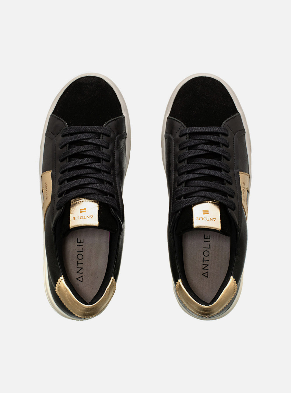 Tênis em Couro Preto e Dourado Icon